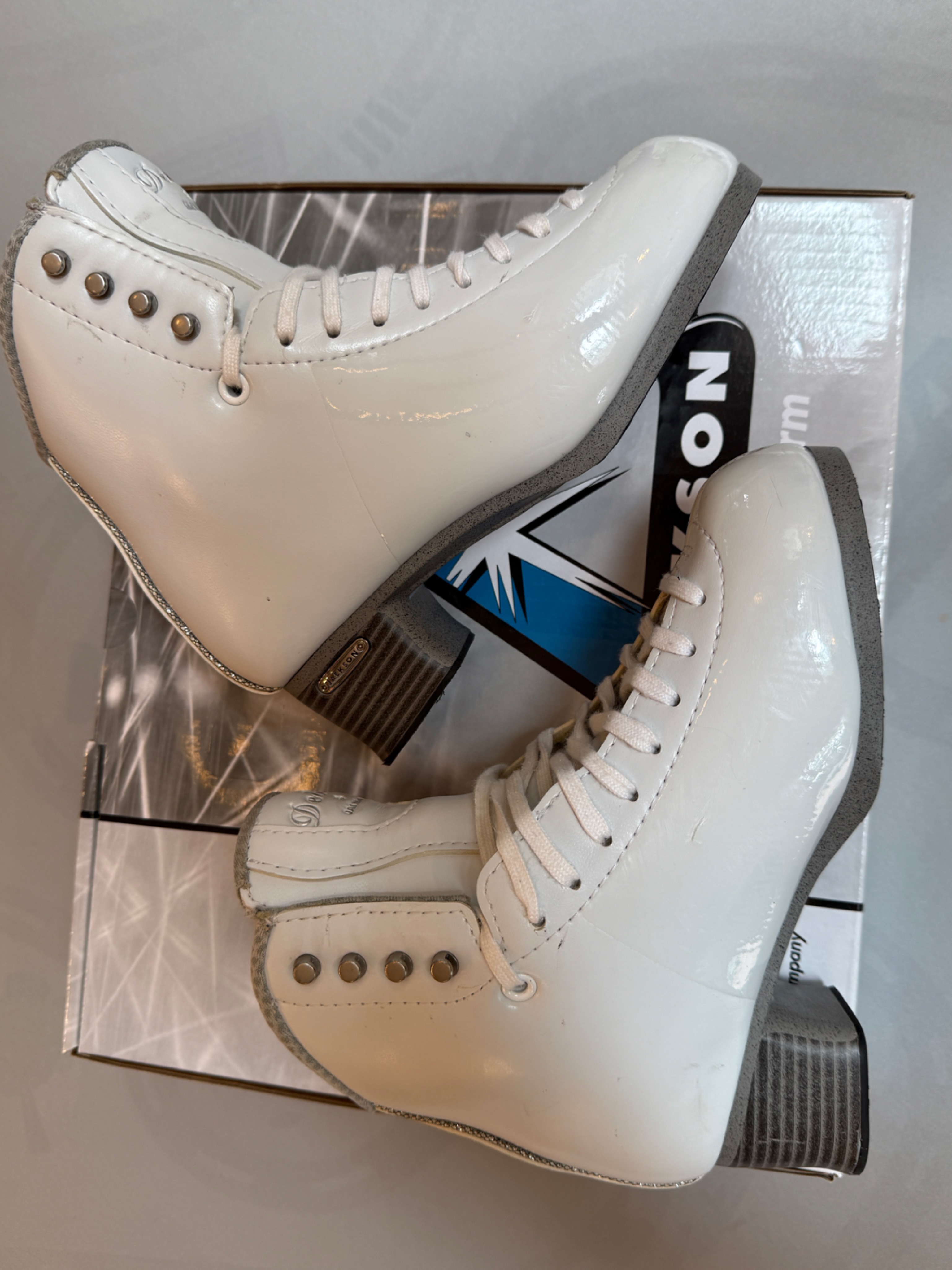 Jackson Debut 2450 Debut Boots Ice Skates 5 Wide